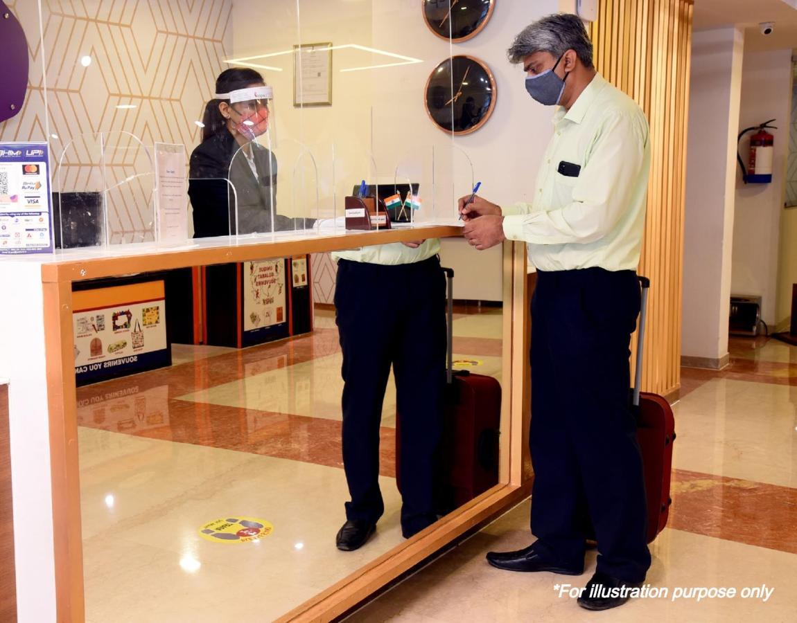 Oyo 9732 Amar Motel Nayagaon Dış mekan fotoğraf