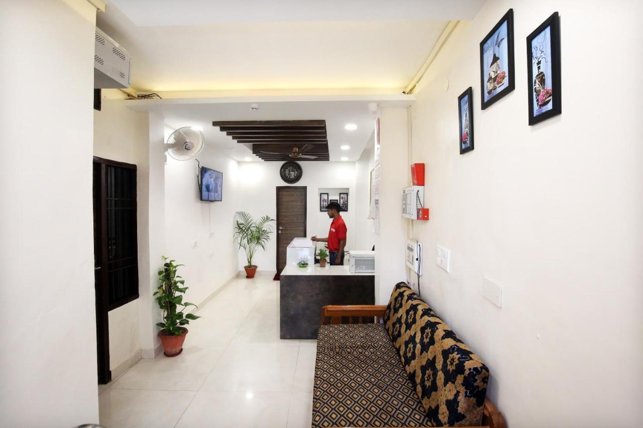 Oyo 9732 Amar Motel Nayagaon Dış mekan fotoğraf