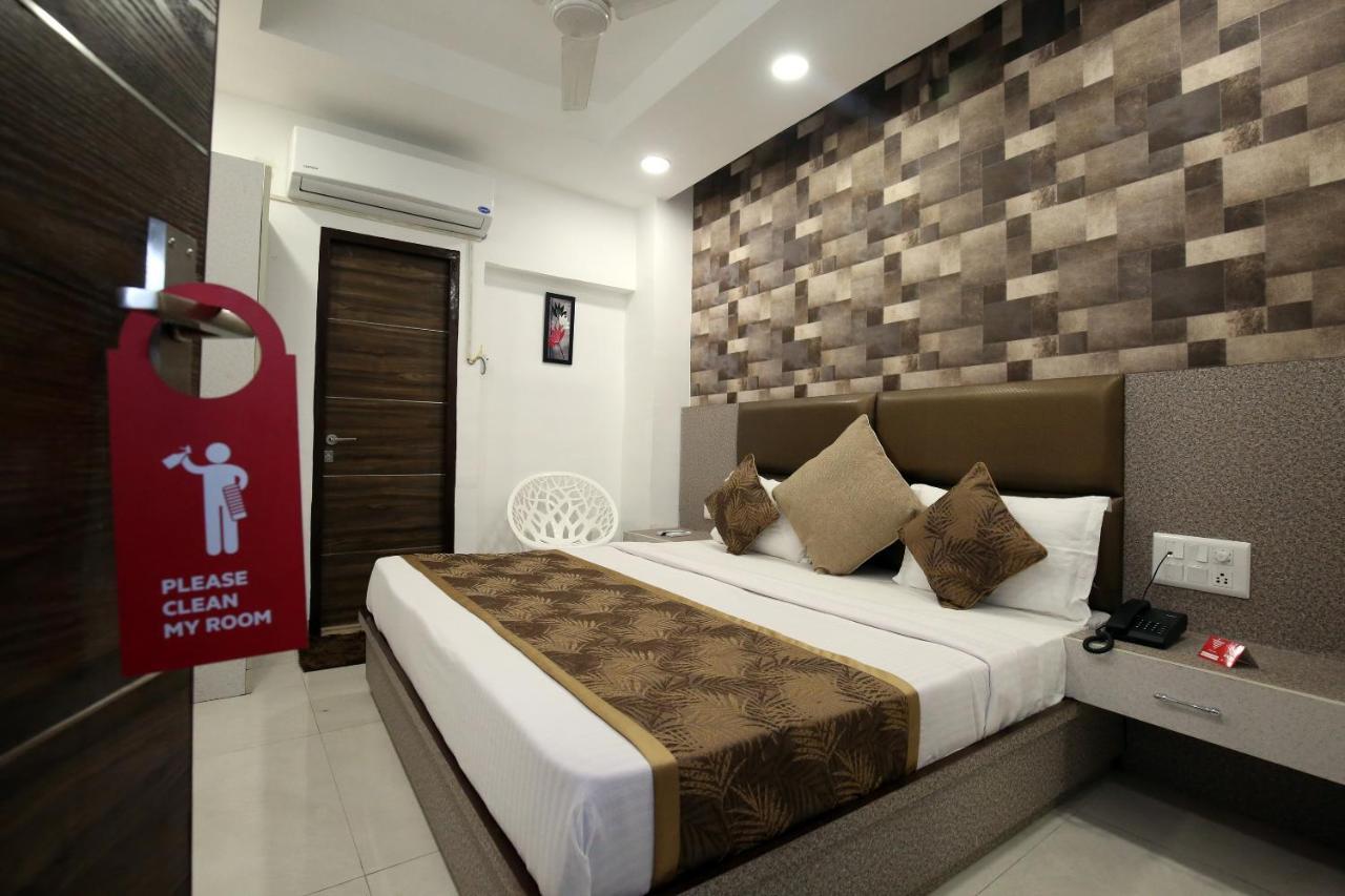 Oyo 9732 Amar Motel Nayagaon Dış mekan fotoğraf