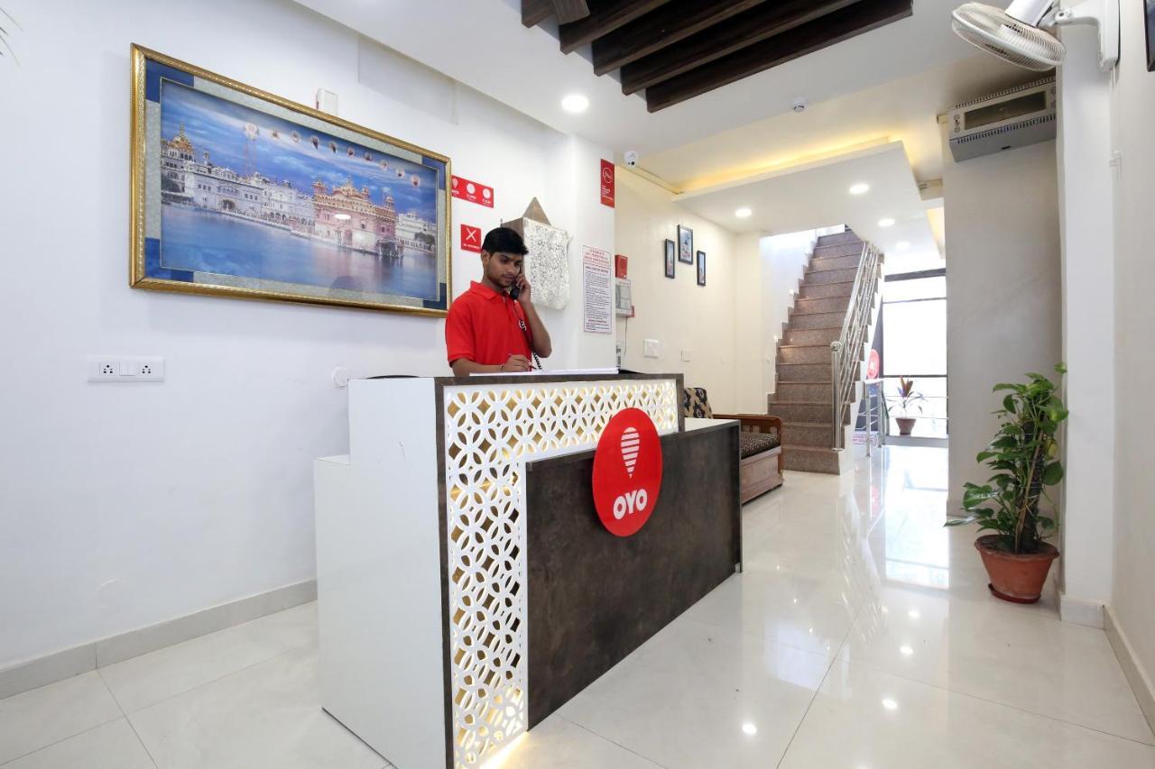 Oyo 9732 Amar Motel Nayagaon Dış mekan fotoğraf